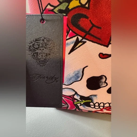 Ed Hardy Pink Cosmetic Bag with Skull cross heart Design large bag - Picture 3 of 7